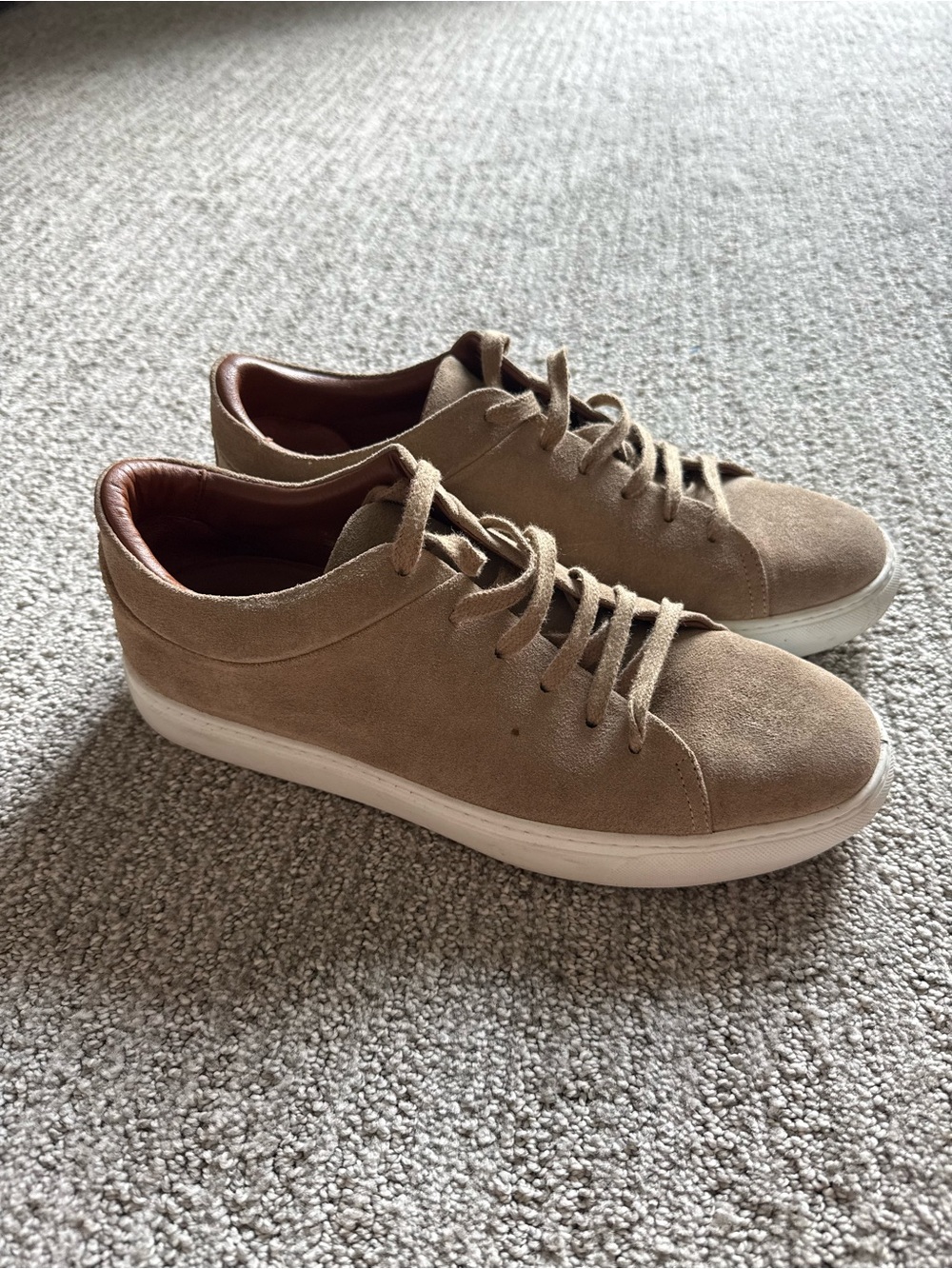Aquatalia Men's Suede Low-Top Sneakers in Taupe